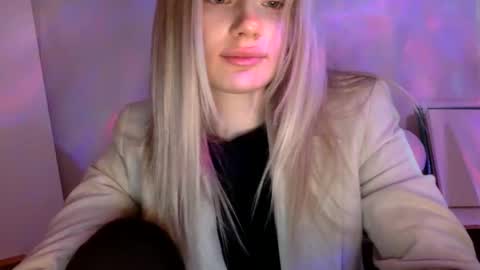 Snapshot of musescorner chatting on May 8, 6:35 pm musescorner online show from May 8, 6:35 pm