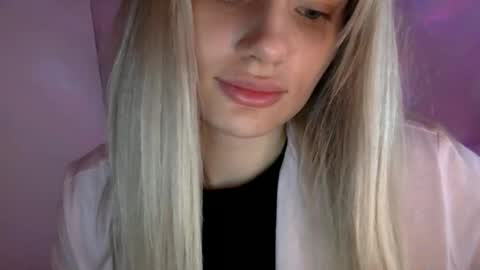 Snapshot of musescorner chatting on June 9, 7:36 pm musescorner online show from June 9, 7:36 pm