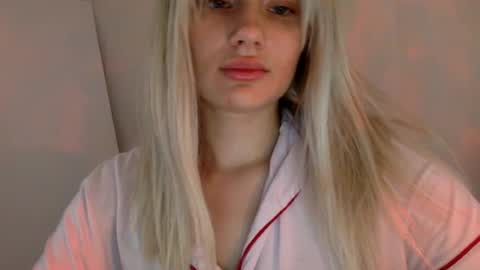 musescorner online show from June 24, 3:55 pm