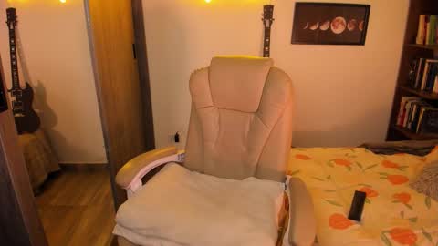 VALENTINA Luna  online show from October 28, 2:37 am