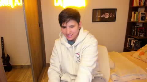 VALENTINA Luna  online show from March 4, 3:01 am