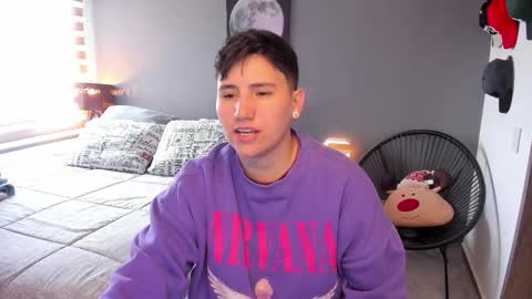 VALENTINA Luna  online show from March 28, 1:00 pm