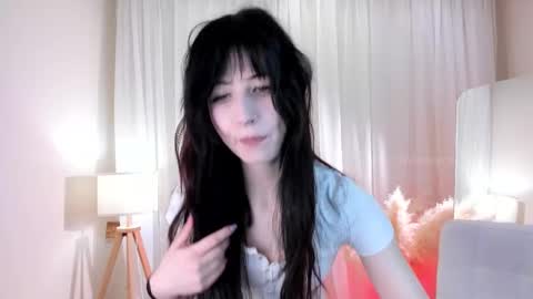 Snapshot of mutedmood_ chatting on March 10, 5:23 am mutedmood_ online show from March 10, 5:23 am