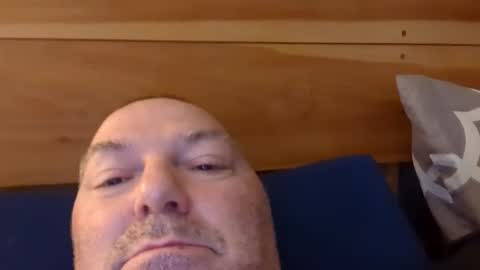 Snapshot of mutualmasturbatorman chatting on March 27, 7:24 pm mutualmasturbatorman online show from March 27, 7:24 pm