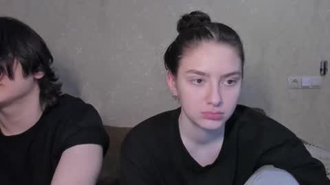 cute couple online show from February 23, 3:31 pm