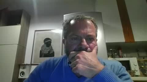 muzungu5 online show from December 17, 8:15 pm