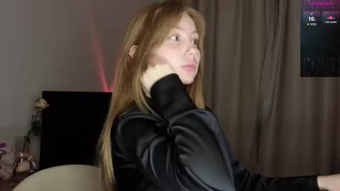 moore online show from October 25, 8:58 pm