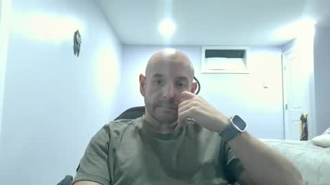Maximus online show from April 2, 7:44 pm