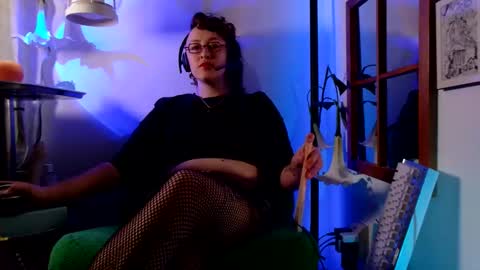Mx. Anouk Divine online show from June 1, 10:55 pm