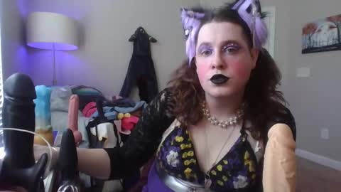 Snapshot of mxsissycharlotte chatting on March 11, 3:45 pm Mx Charlotte online show from March 11, 3:45 pm
