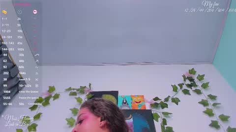 Sara IG   online show from October 31, 9:32 am