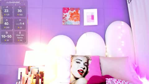 my_aleja_ online show from January 9, 1:36 pm