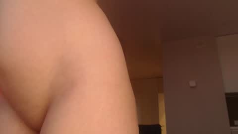 Hannah  welcome  online show from March 6, 3:35 pm