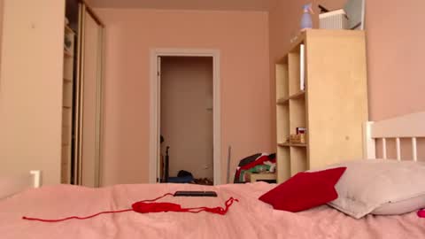 Hannah  welcome  online show from July 28, 12:48 pm