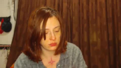     sara      i know you love me xoxox     online show from November 6, 9:43 am