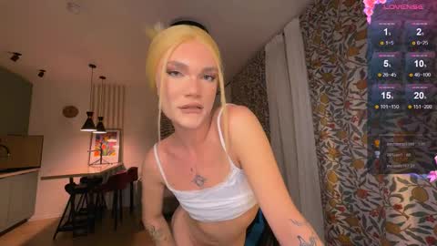 Sandra Muse online show from October 1, 4:57 pm