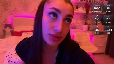 Naomi online show from June 10, 9:57 pm