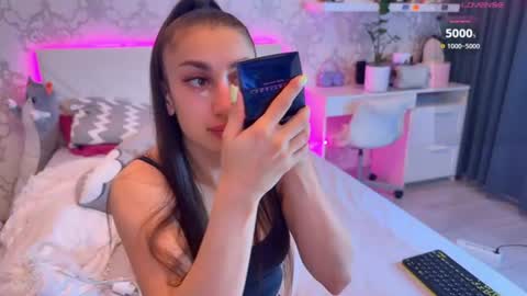 Naomi online show from July 8, 6:56 pm