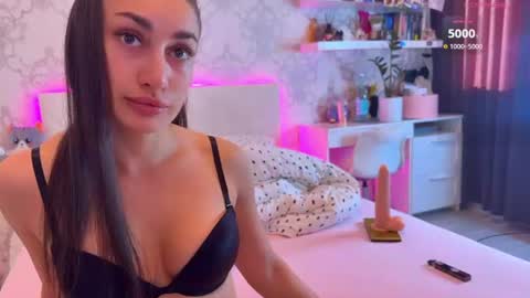 Naomi online show from July 19, 3:16 pm