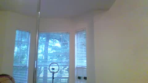 Snapshot of mya_monroe chatting on June 19, 10:24 pm Mya Monroe online show from June 19, 10:24 pm