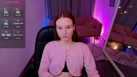 Mia online show from February 5, 9:41 pm