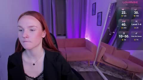 Mia online show from February 10, 9:52 pm