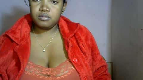 Snapshot of myahmaya chatting on June 18, 9:14 am myahmaya online show from June 18, 9:14 am