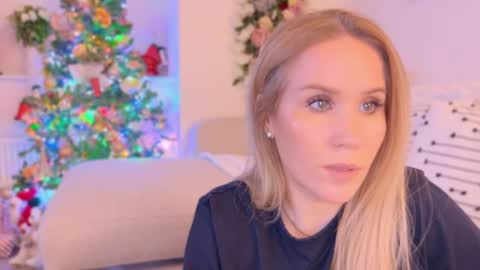 Mya-be Yours P online show from December 12, 5:04 pm