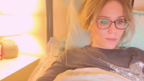 Mya-be Yours P online show from December 24, 11:33 pm