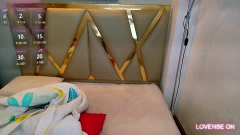 Snapshot of myblackdope_ chatting on January 18, 12:26 pm Samanta  online show from January 18, 12:26 pm