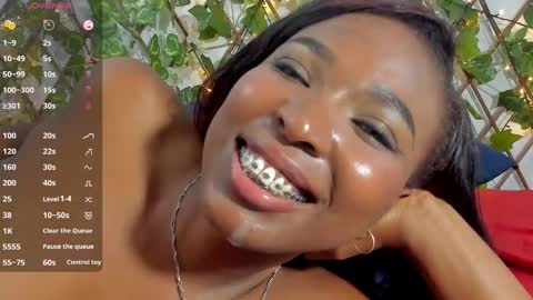 Snapshot of myblackdope_ chatting on October 6, 12:41 am Samanta  online show from October 6, 12:41 am