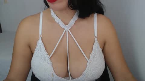 mary and charlie online show from February 3, 8:36 pm