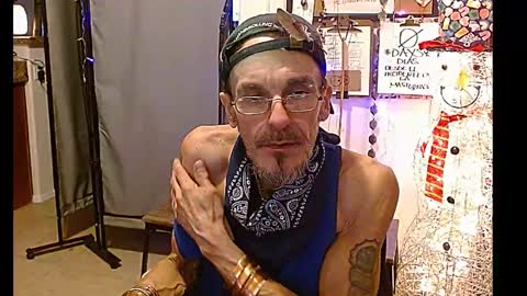 LA MARIPOSA DE MARICOPA online show from December 25, 4:44 am