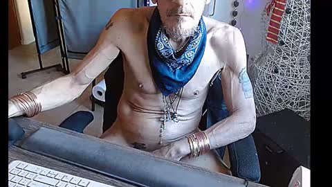 LA MARIPOSA DE MARICOPA online show from December 25, 6:09 pm