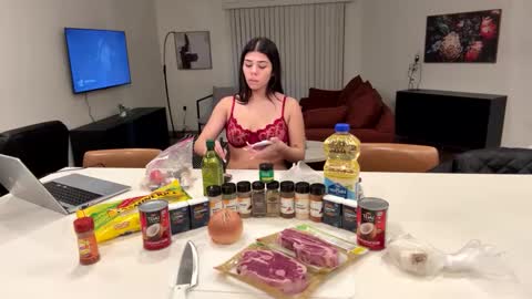 mycreamydreams online show from March 5, 2:03 am