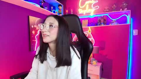 Snapshot of mycutiebabe chatting on March 8, 4:49 am Milly Cute online show from March 8, 4:49 am