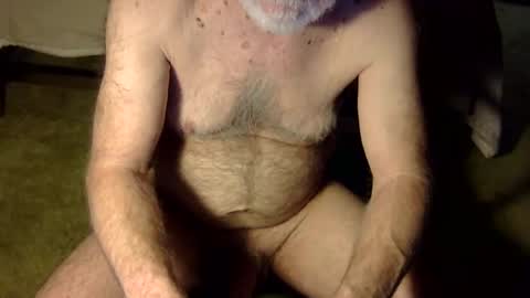 Snapshot of mydiboi chatting on March 17, 4:28 am r-glenn-01 online show from March 17, 4:28 am