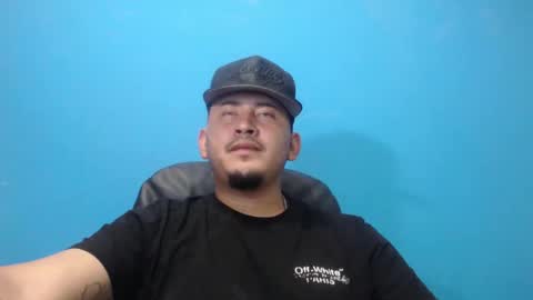 Snapshot of myke_andrade chatting on January 21, 4:10 am myke_andrade online show from January 21, 4:10 am