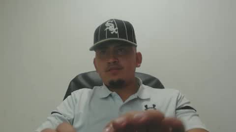 Snapshot of myke_andrade chatting on March 1, 6:03 am myke_andrade online show from March 1, 6:03 am