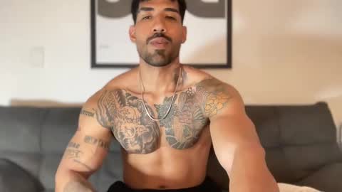 Myke esthetic online show from January 14, 2:50 am