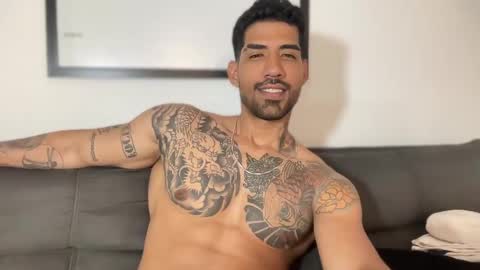 Myke esthetic online show from January 28, 5:32 am