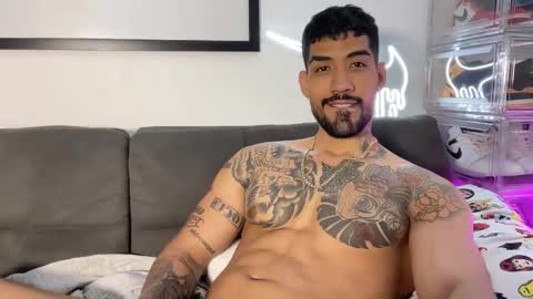 Myke esthetic online show from September 18, 5:59 pm