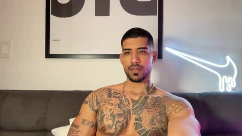 Myke esthetic online show from September 29, 11:53 pm