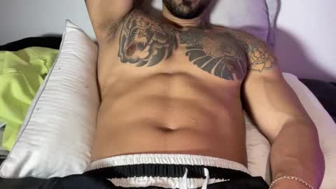 Myke esthetic online show from October 11, 8:13 am