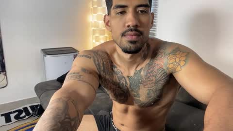 Myke esthetic online show from December 16, 8:36 pm