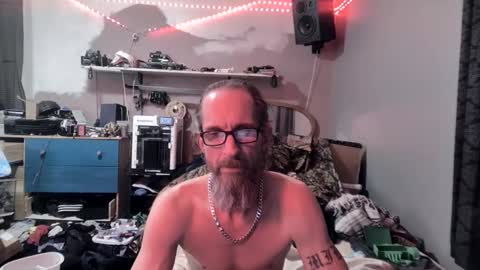 mykedong online show from March 7, 11:24 pm