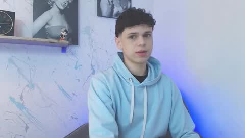 Snapshot of mykelcano chatting on February 24, 2:15 pm Mykel online show from February 24, 2:15 pm