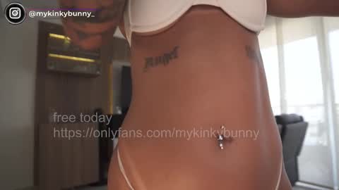 jacke BUNNY online show from September 13, 6:51 pm