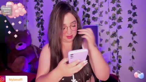 Snapshot of myla_mayfield chatting on September 9, 11:21 am Myla online show from September 9, 11:21 am