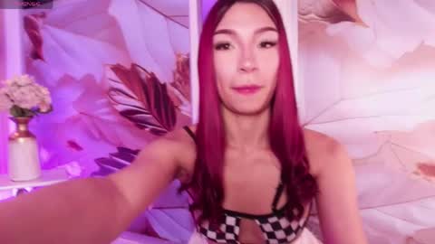 Snapshot of myladreams_ chatting on May 2, 3:22 am Myla online show from May 2, 3:22 am